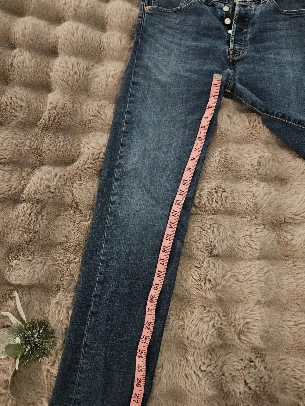 Levis iconic pair